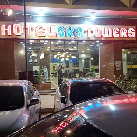 Hotel Sky Towers Karachi Exteriör bild